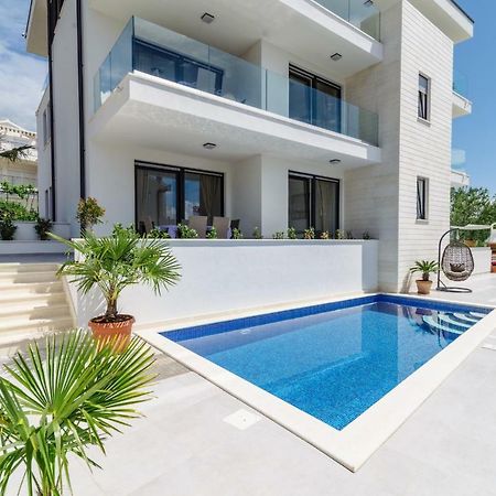 Apartments Villa Dalmatia 트로기르 외부 사진